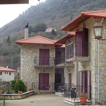 Plátanos Alonaki Guesthouse מראה חיצוני תמונה