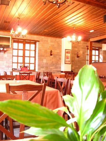 Plátanos Alonaki Guesthouse מראה חיצוני תמונה