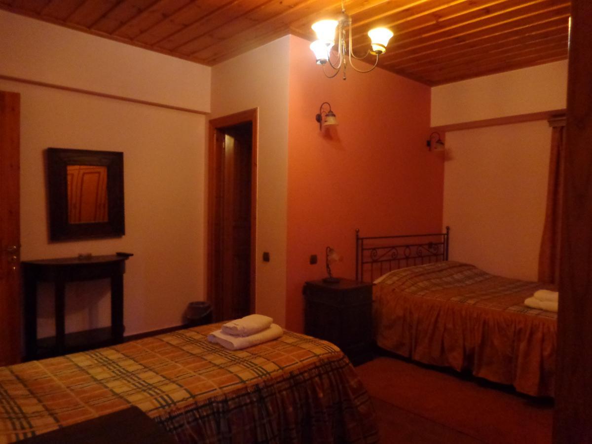 Plátanos Alonaki Guesthouse מראה חיצוני תמונה
